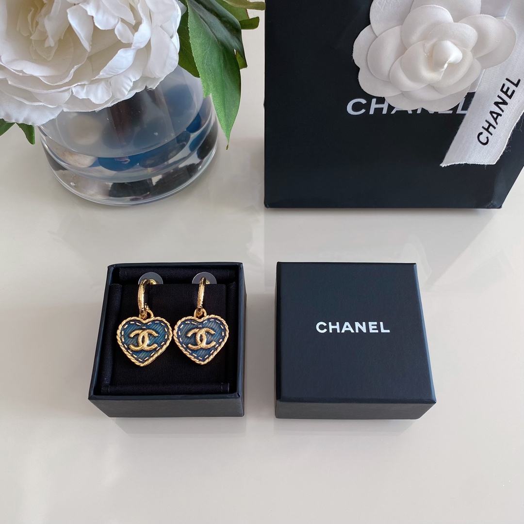 Chanel Earring