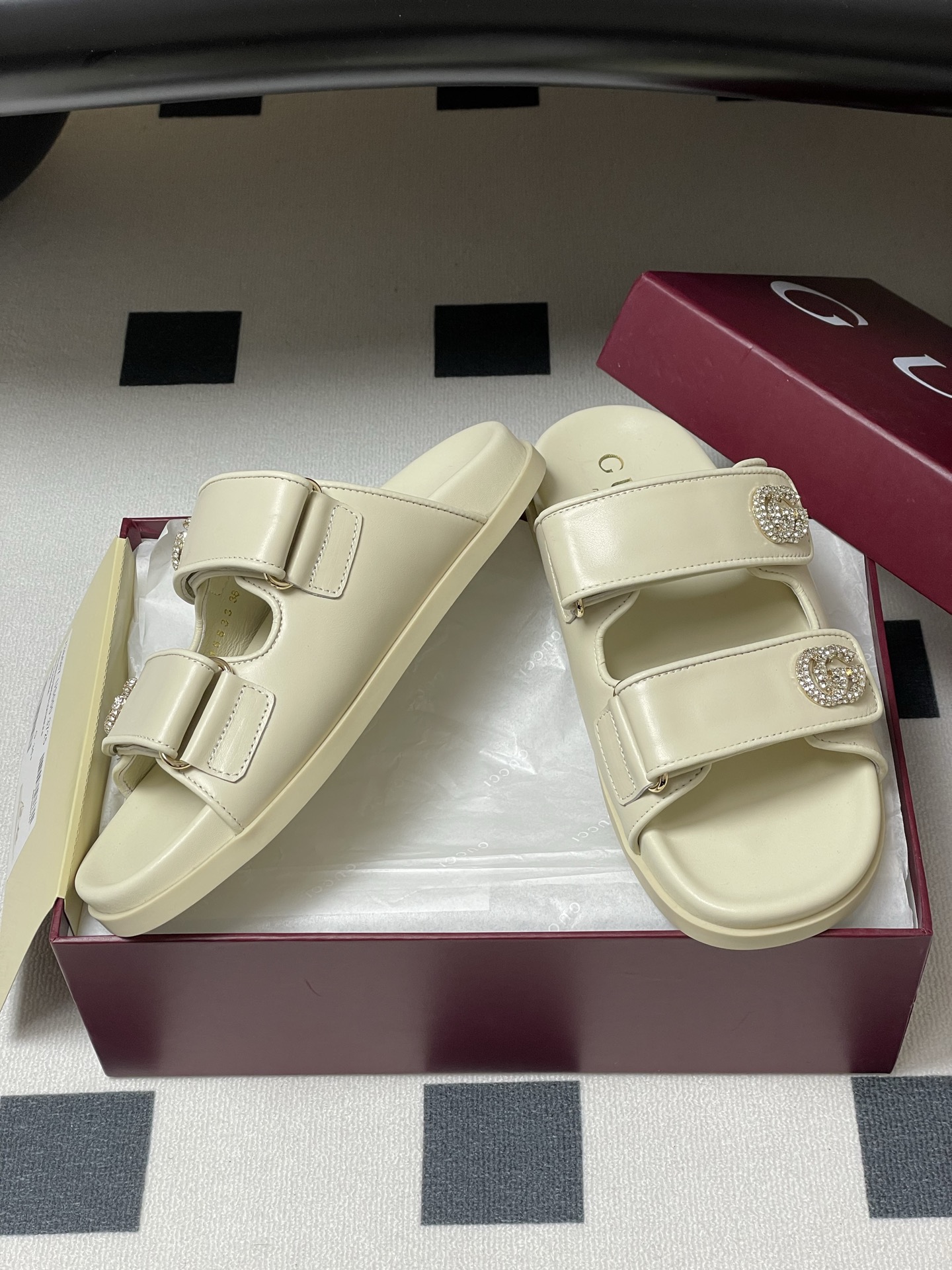 Gucci Slides