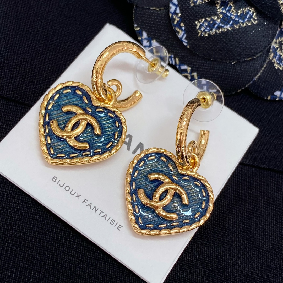 Chanel Earring