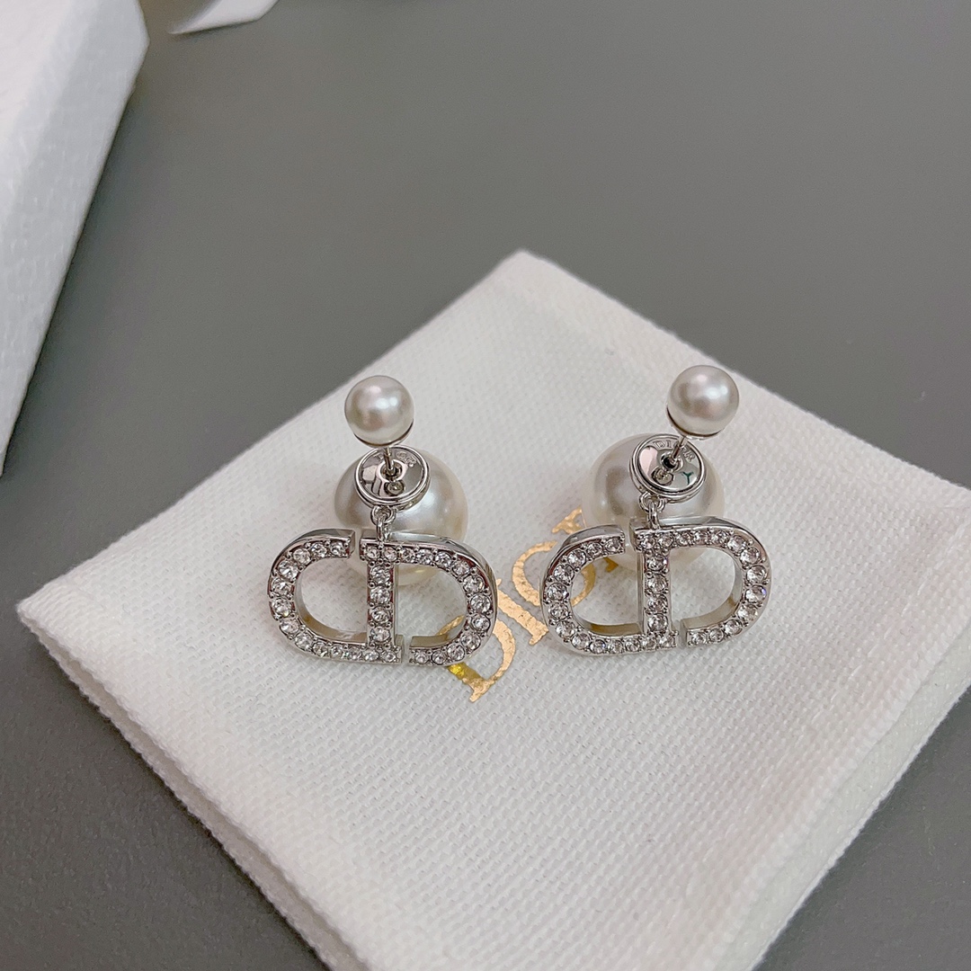 Dior Earring