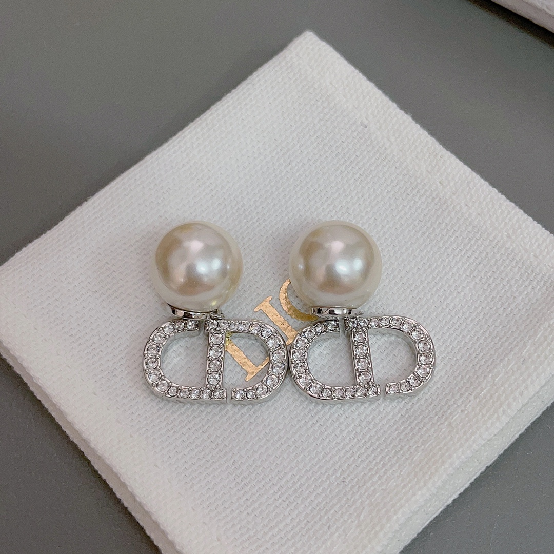 Dior Earring