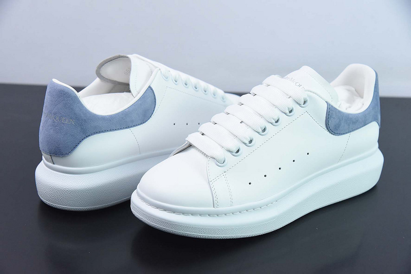 Alexander McQueen Sneaker