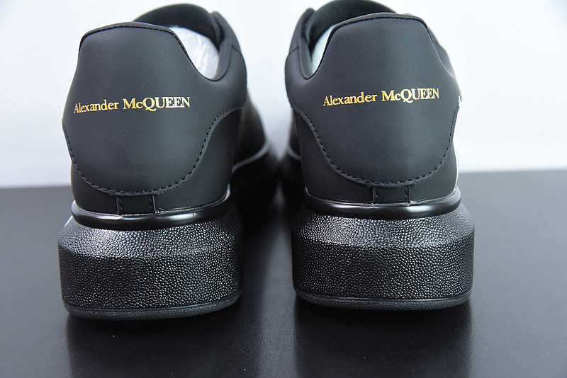 Alexander McQueen Sneaker