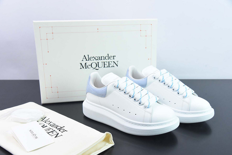 Alexander McQueen Sneaker