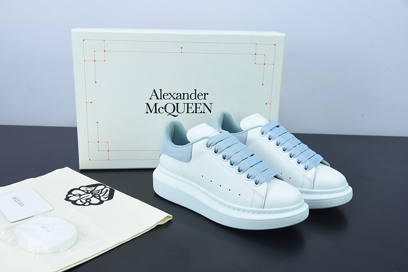 Alexander McQueen Sneaker