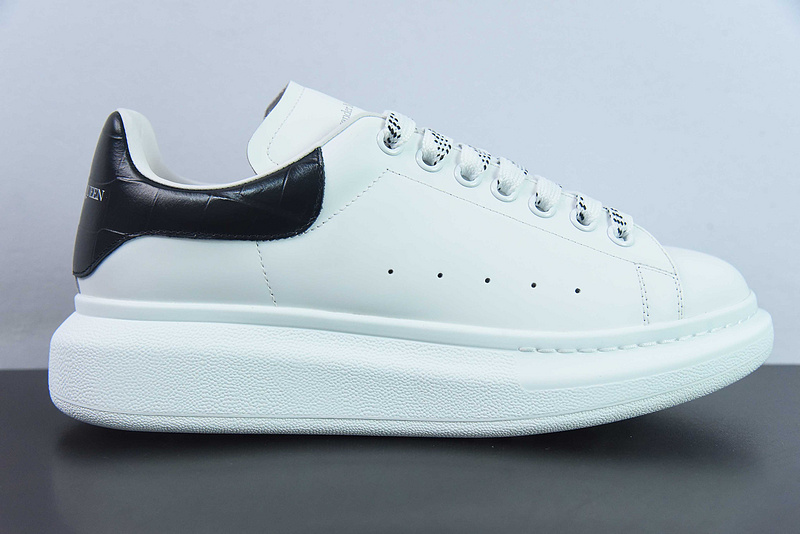 Alexander McQueen Sneaker