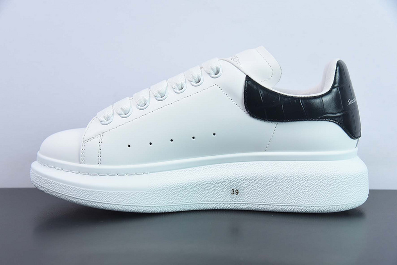 Alexander McQueen Sneaker