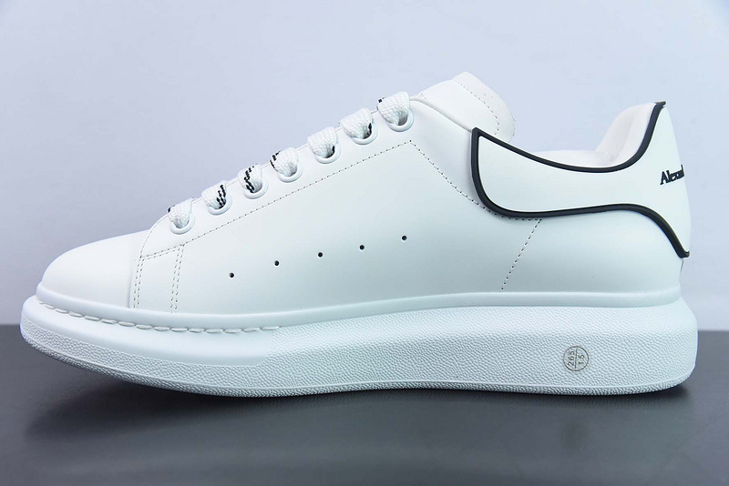 Alexander McQueen Sneaker