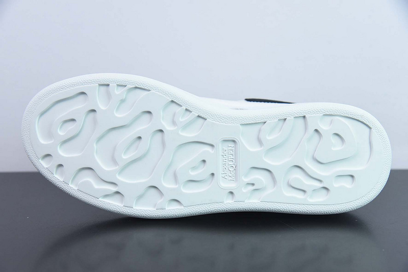 Alexander McQueen Sneaker