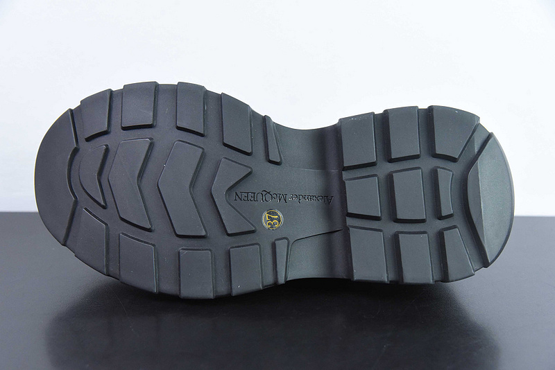 Alexander McQueen Sneaker