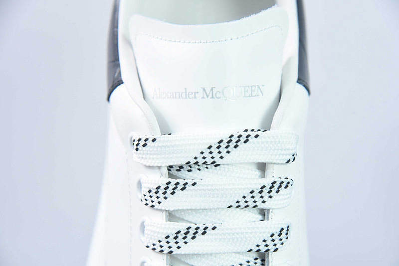 Alexander McQueen Sneaker