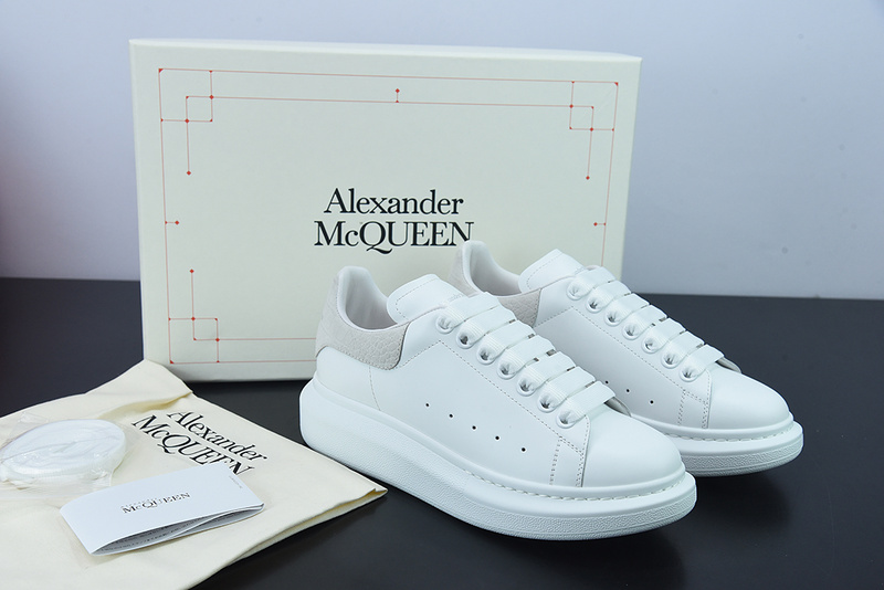 Alexander McQueen Sneaker