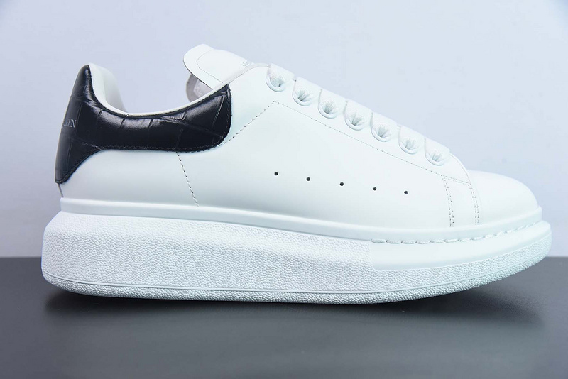 Alexander McQueen Sneaker
