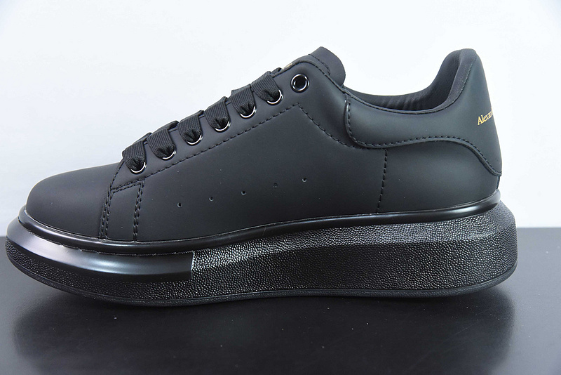 Alexander McQueen Sneaker