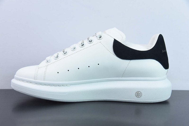 Alexander McQueen Sneaker