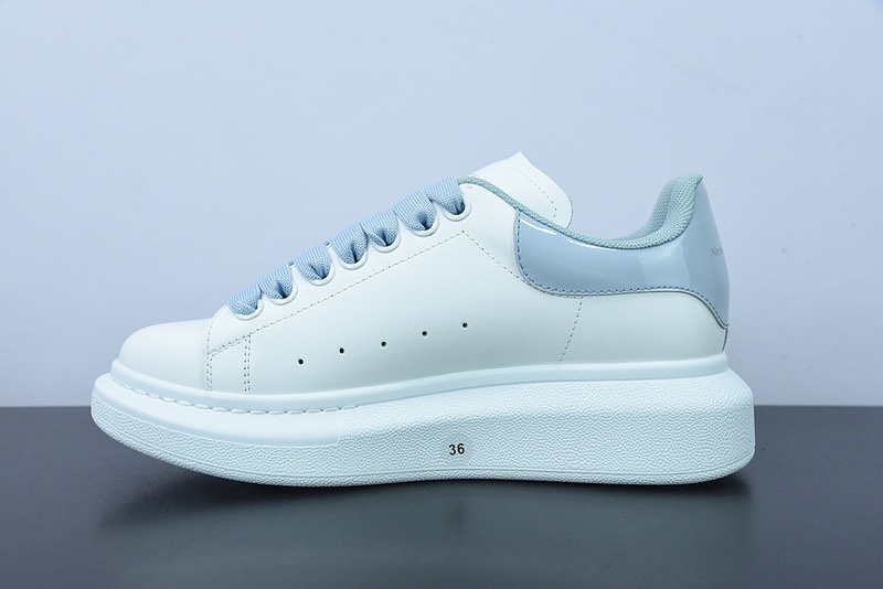 Alexander McQueen Sneaker