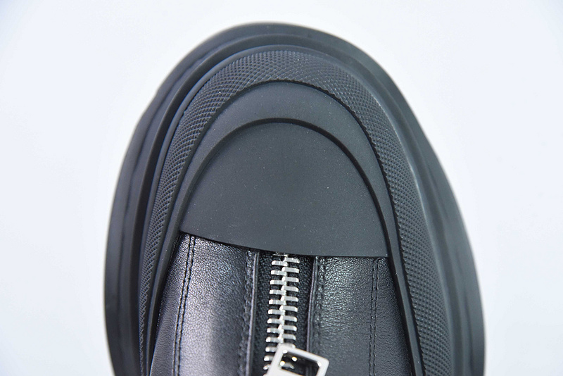 Alexander McQueen Sneaker