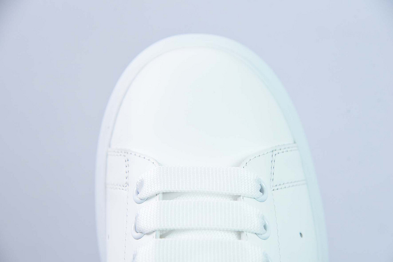 Alexander McQueen Sneaker