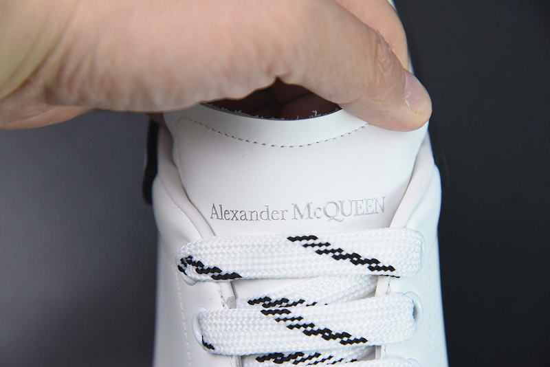 Alexander McQueen Sneaker