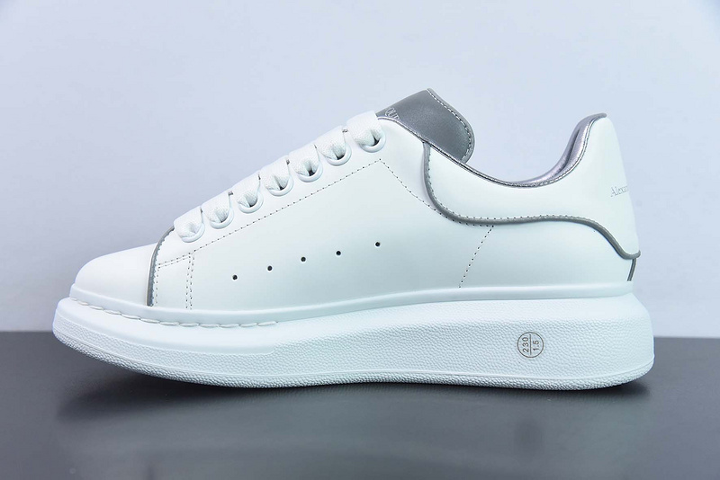 Alexander McQueen Sneaker