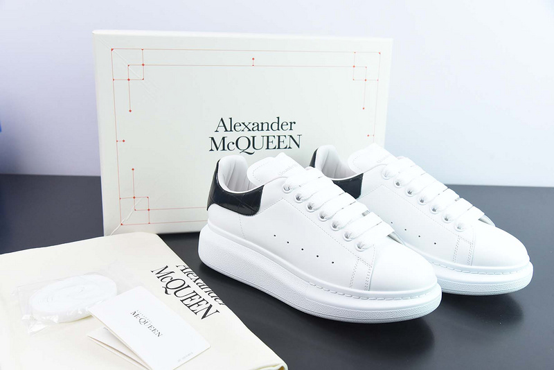 Alexander McQueen Sneaker