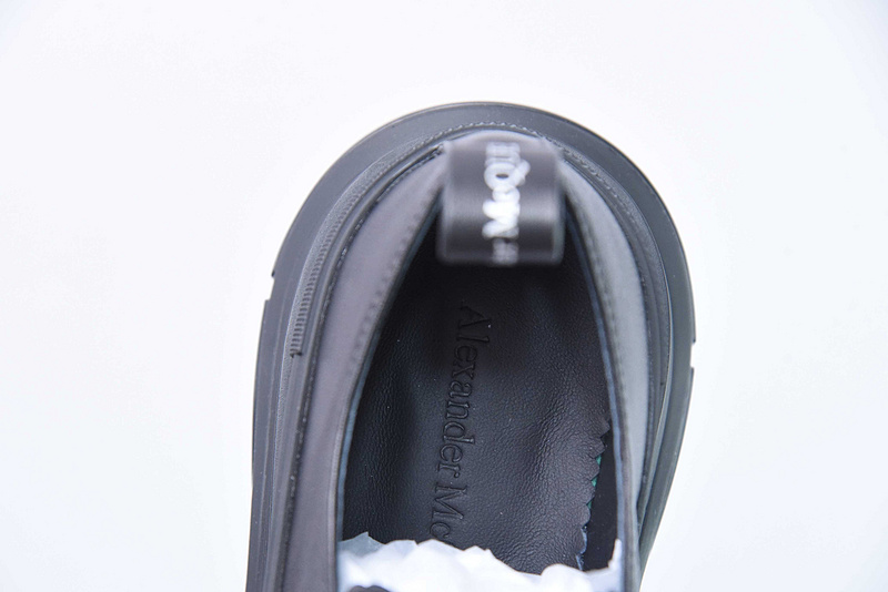 Alexander McQueen Sneaker