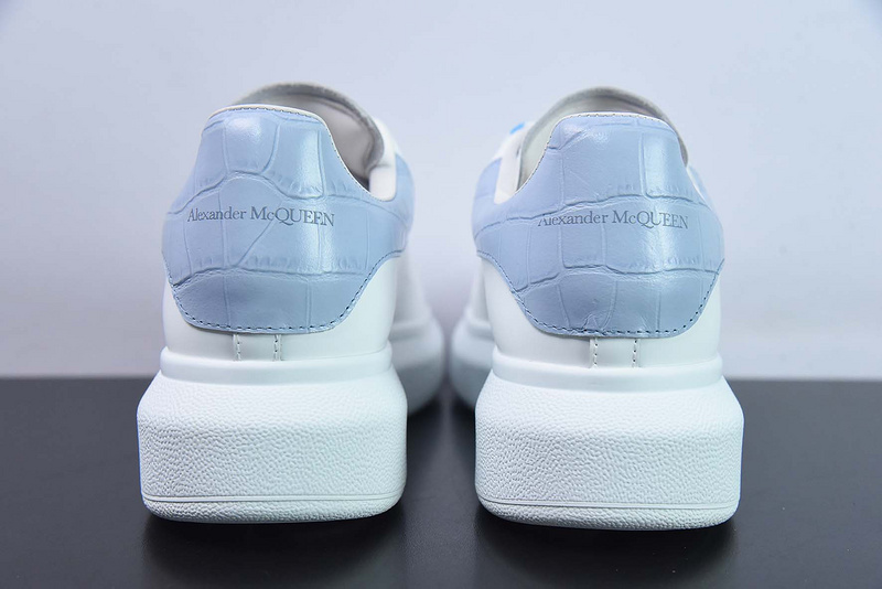 Alexander McQueen Sneaker