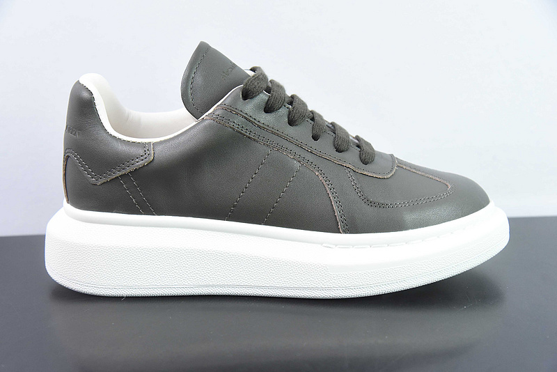 Alexander McQueen Sneaker