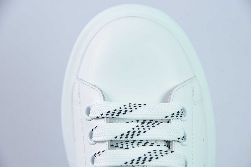 Alexander McQueen Sneaker