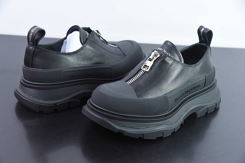 Alexander McQueen Sneaker