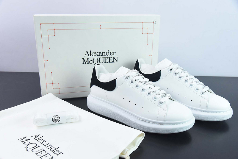 Alexander McQueen Sneaker