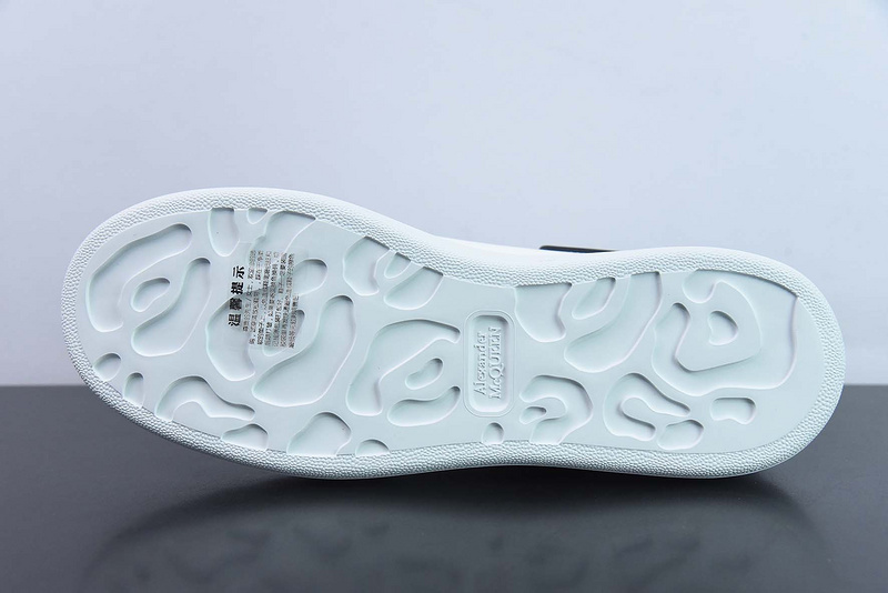 Alexander McQueen Sneaker