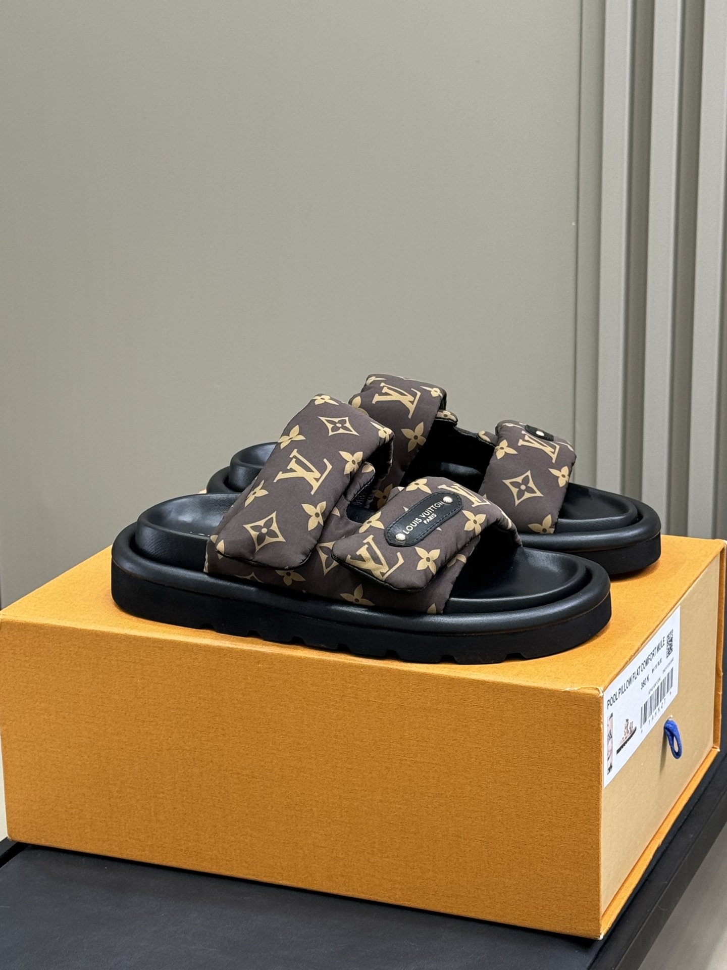 Louis Vuitt0n Slides(EU35-45)