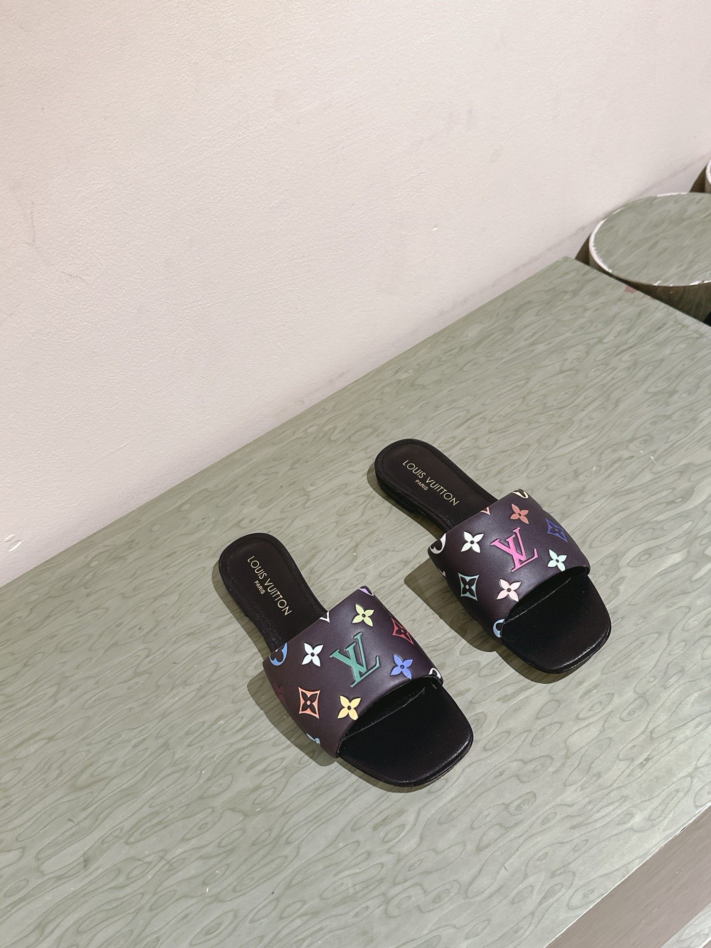Louis Vuitton Slides
