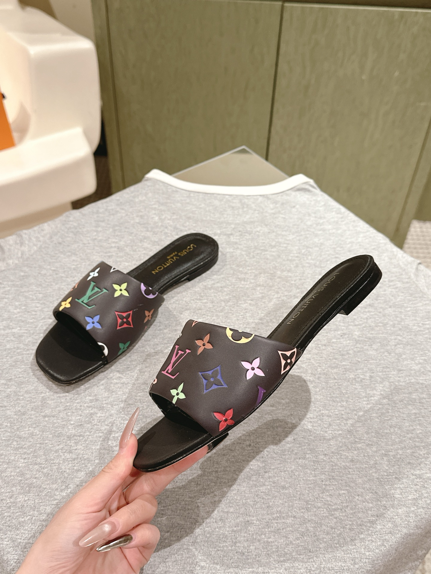 Louis Vuitton Slides