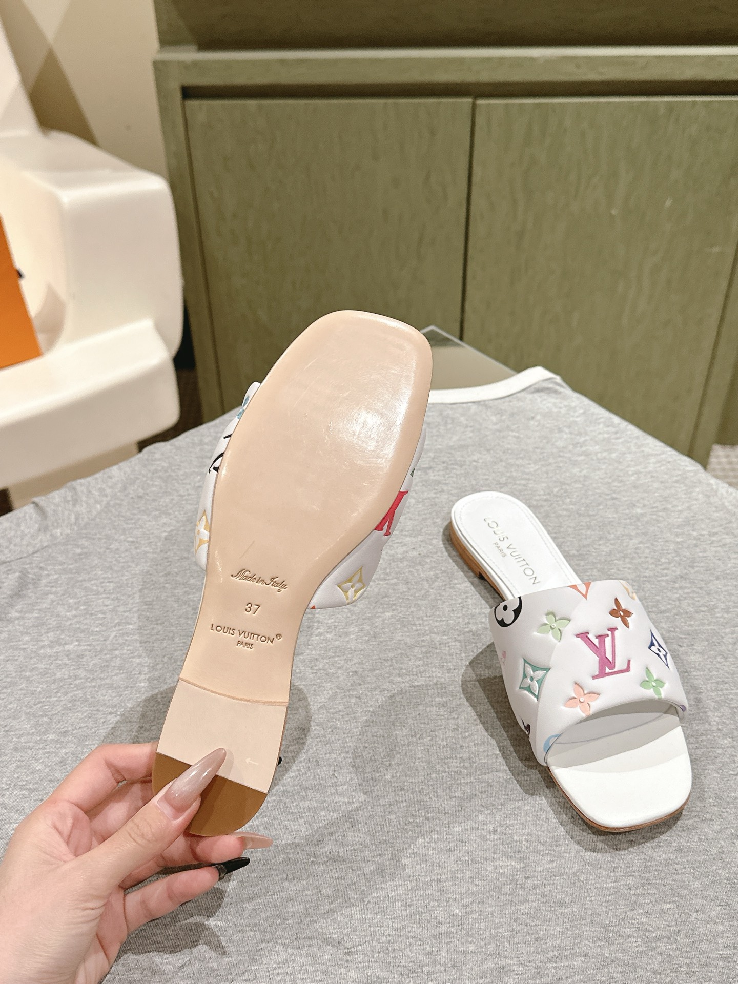 Louis Vuitton Slides