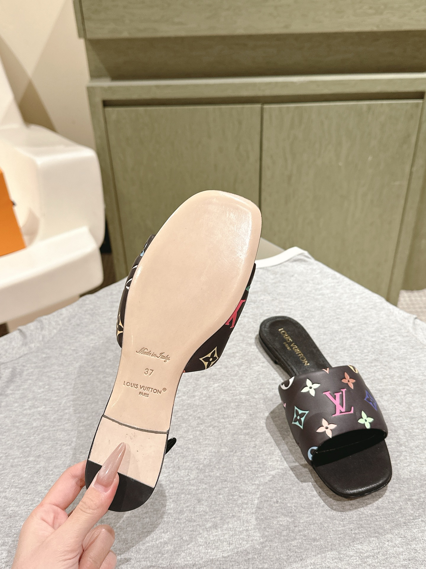 Louis Vuitton Slides