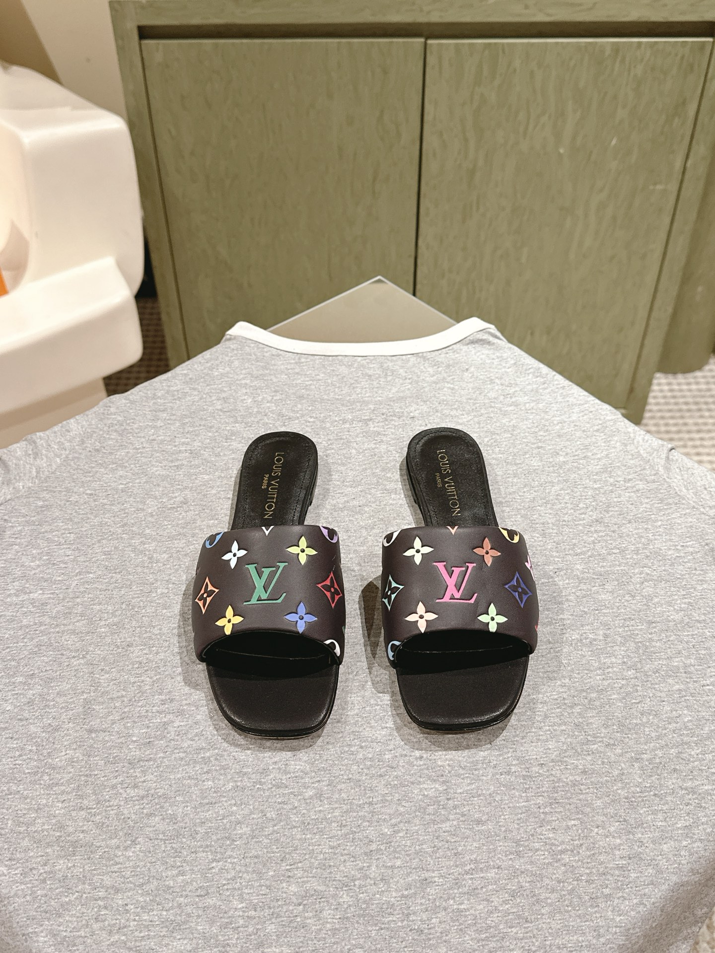 Louis Vuitton Slides