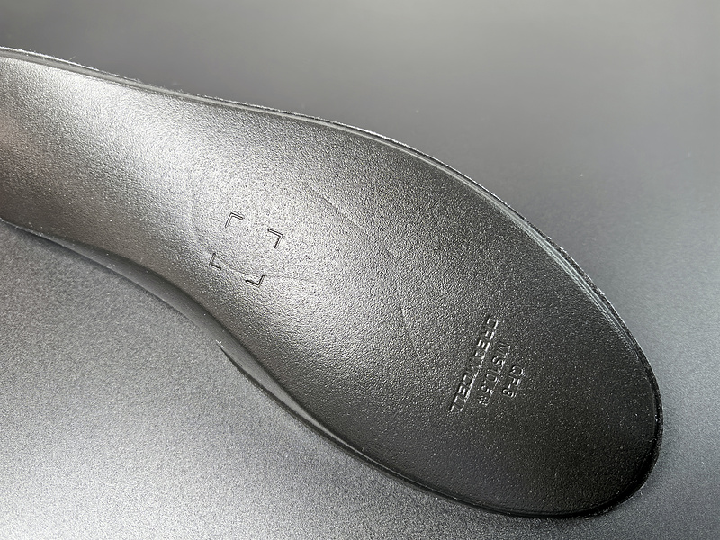 Air Jordan 4 “Forget Me Not” HV0823-100