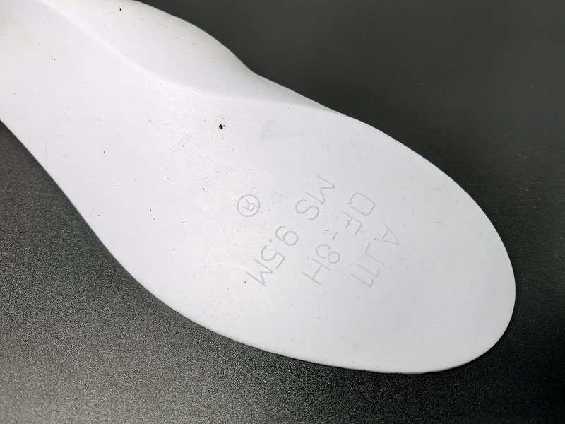 Air Jordan 4 “Rare Air FV5029-003