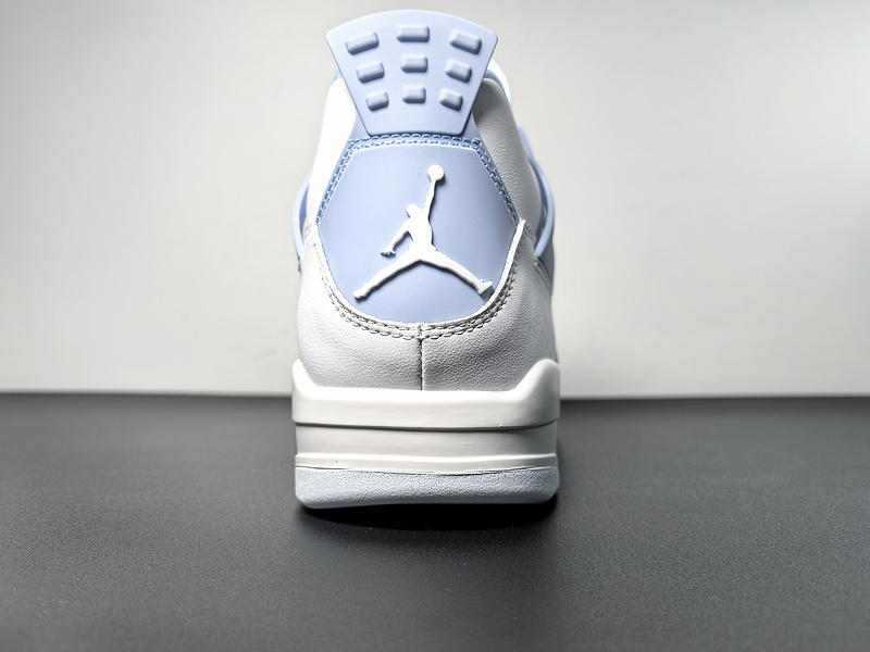 Air Jordan 4 “Forget Me Not” HV0823-100