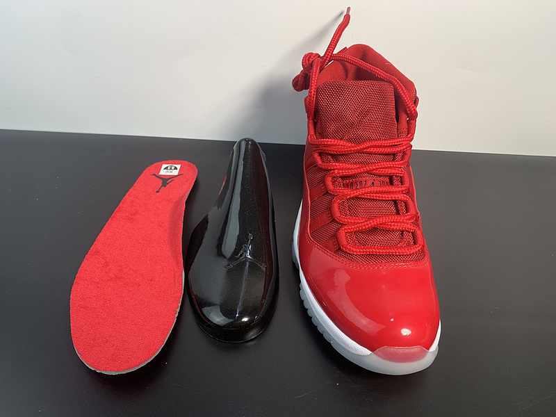 Jordan 11 Retro 'Win Like '96' - Air Jordan - 378037 623