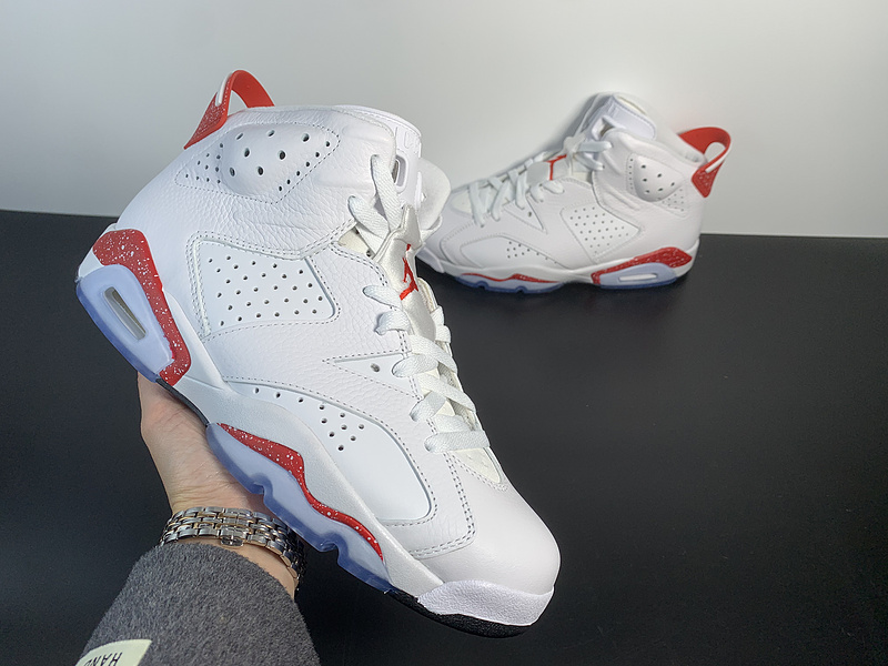 Air Jordan 6 “Red Oreo”CT8529-162