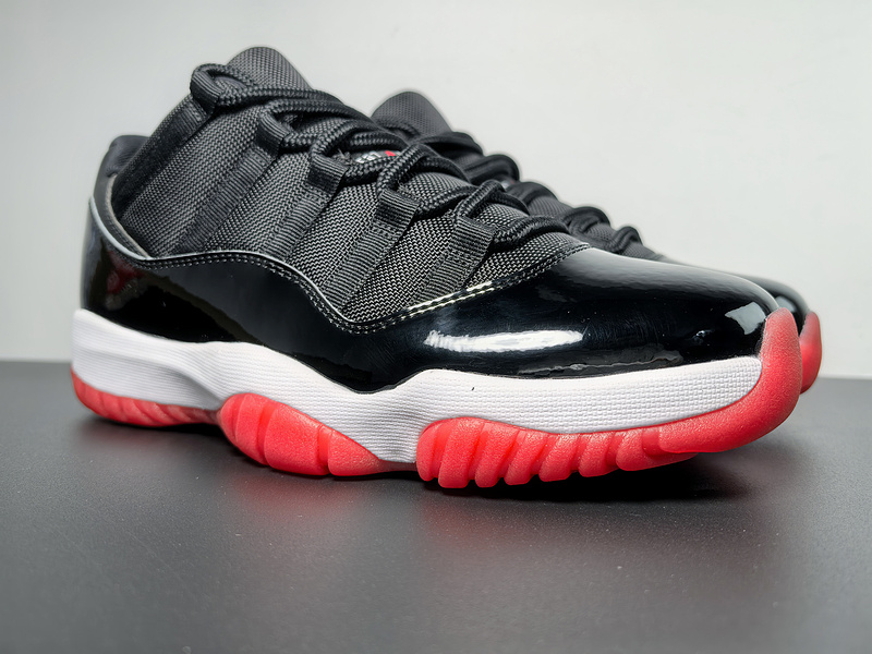 Air Jordan 11 Low “Bred”FV5104-006