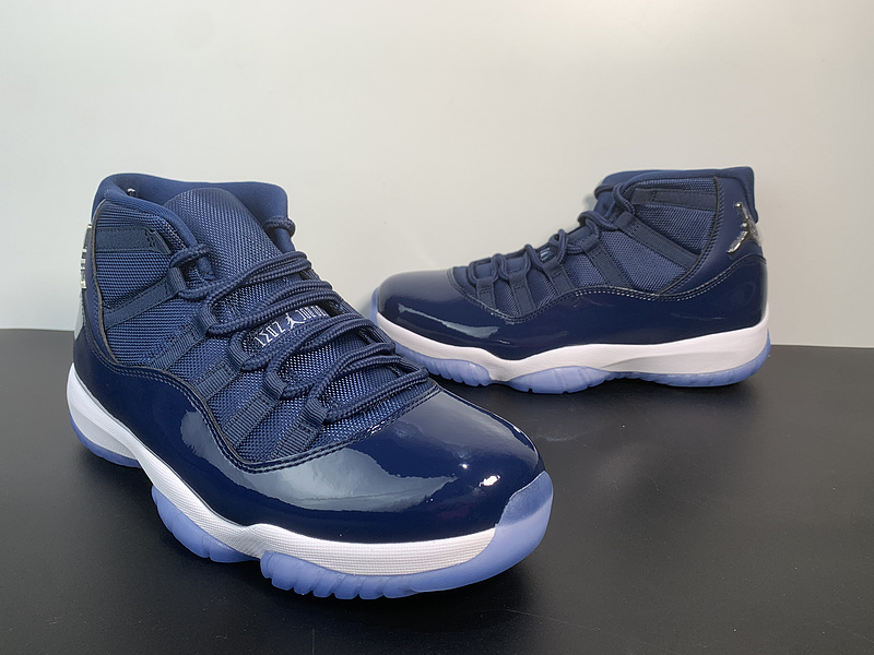 Air Jordan 11 378037-441