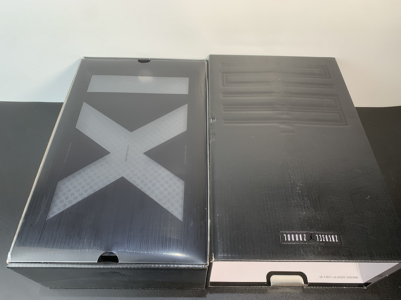 Air Jordan 11“Cap and Gown”378037-005