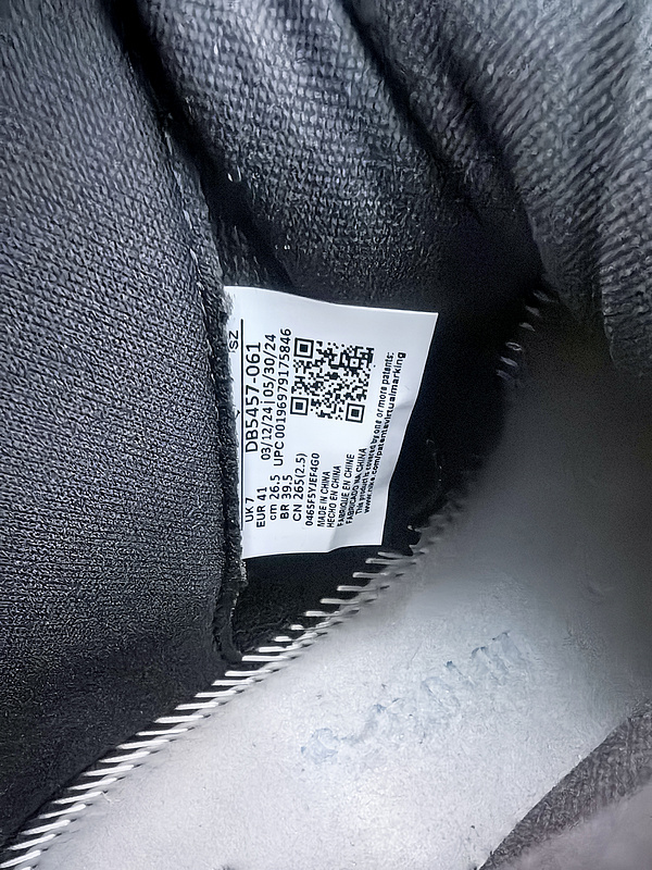 Air Jordan 11 WMNS “Bred Velvet” Rumored to Release Holiday 2024 DB5457-061