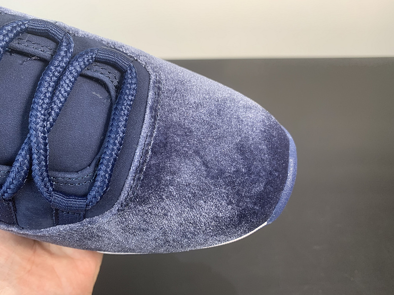Air Jordan 11 Velvet 