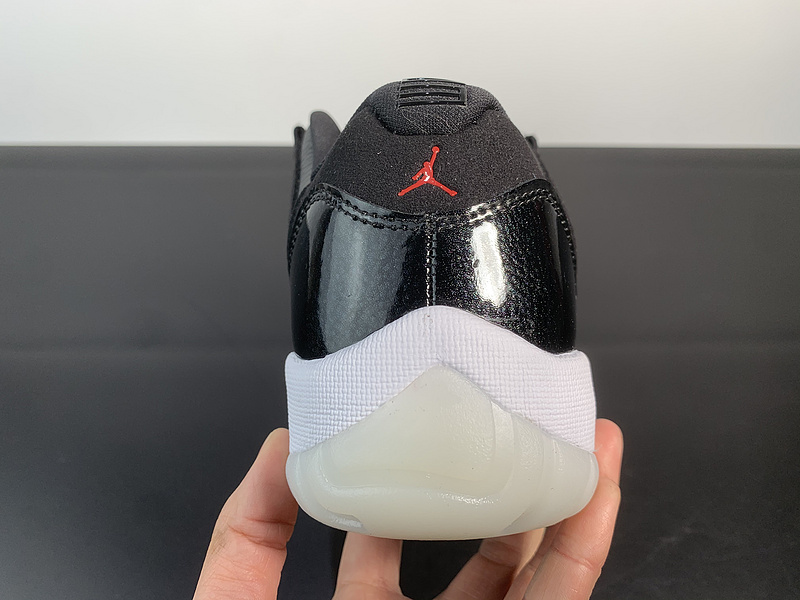Air Jordan 11 Retro Low '72-10' AV2187-001