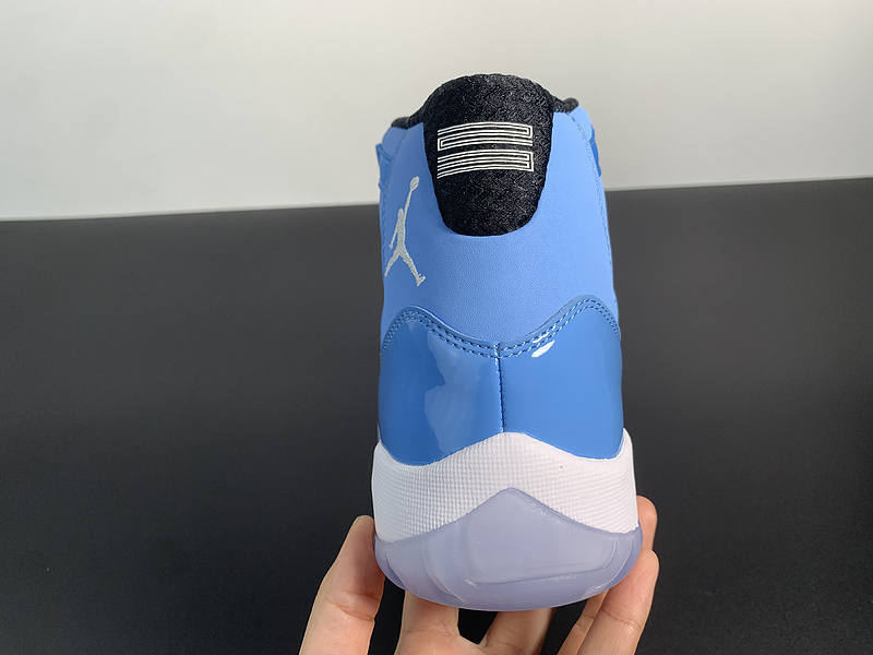 Air Jordan 11 